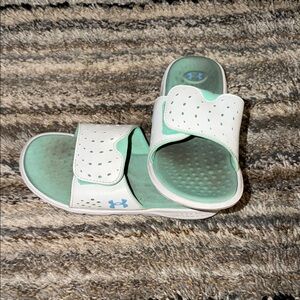 Under Armour Kids White and Mint Green Adjustable Slide Sandals